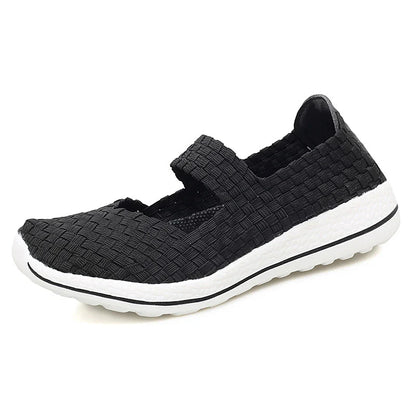 Women's breathable outdoor walking shoes with mesh upper and cushioned sole
