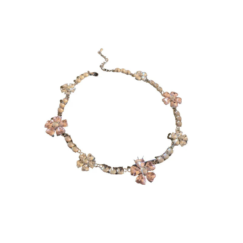 Elegant floral necklace with a delicate design, inspired by the vibrant gardens of Britain