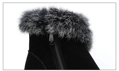 Cosy plush-lined snow boots for women in black, featuring a frosted design, thick rubber soles, and a side zipper closure for easy on and off.