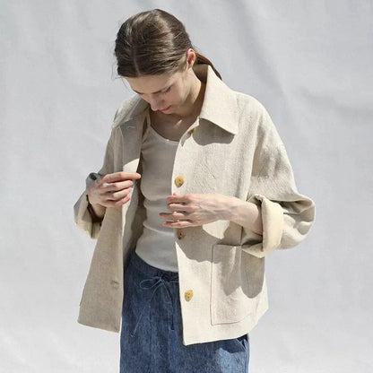 Elegant and versatile cotton-linen blazer in a classic design, perfect for autumn and year-round wear.