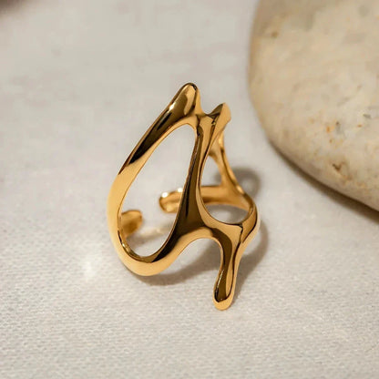Chic stainless steel ring with irregular geometry design and 18K gold plating