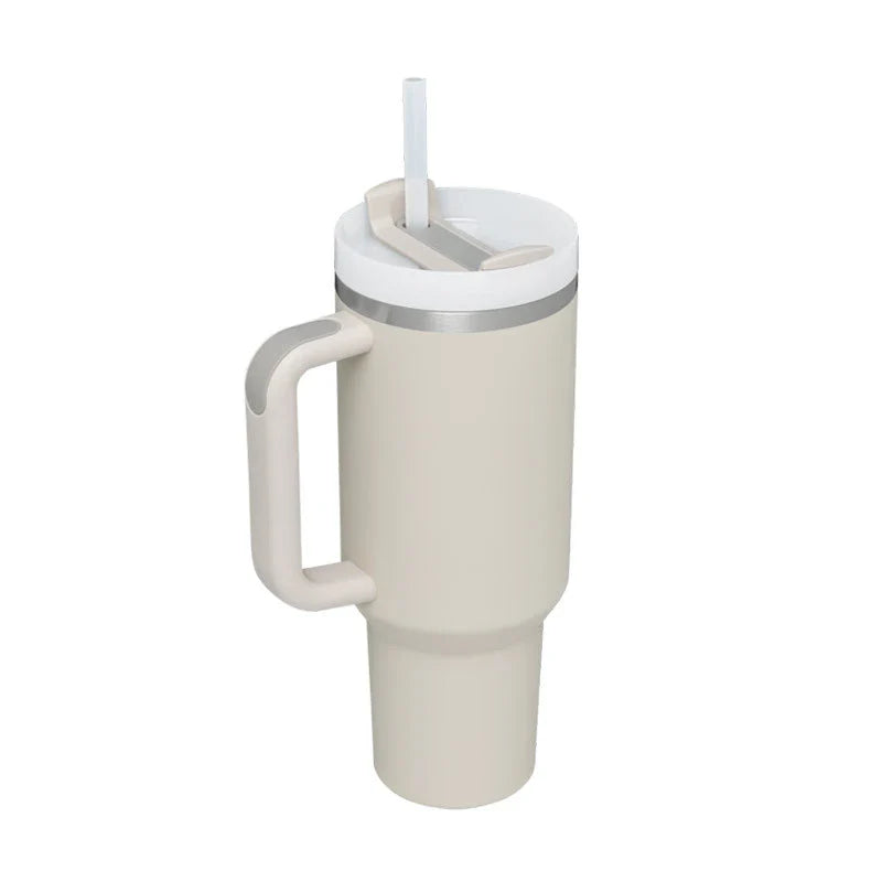 Premium insulated travel mug with straw, made of high-quality stainless steel to keep drinks hot or cold for up to 24 hours