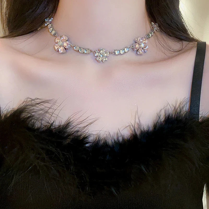 Elegant floral necklace with a delicate design, inspired by the vibrant gardens of Britain