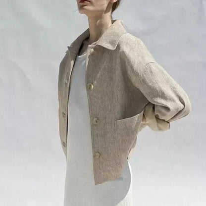 Elegant and versatile cotton-linen blazer in a classic design, perfect for autumn and year-round wear.