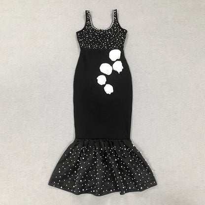 Elegant slim-fit beaded floral dress in black colour