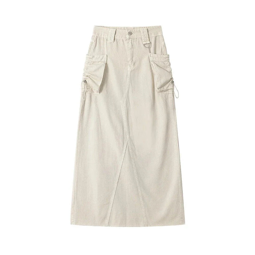 Elegant autumn vintage high-waist denim cargo skirt with pockets, featuring a flattering A-line silhouette and practical design