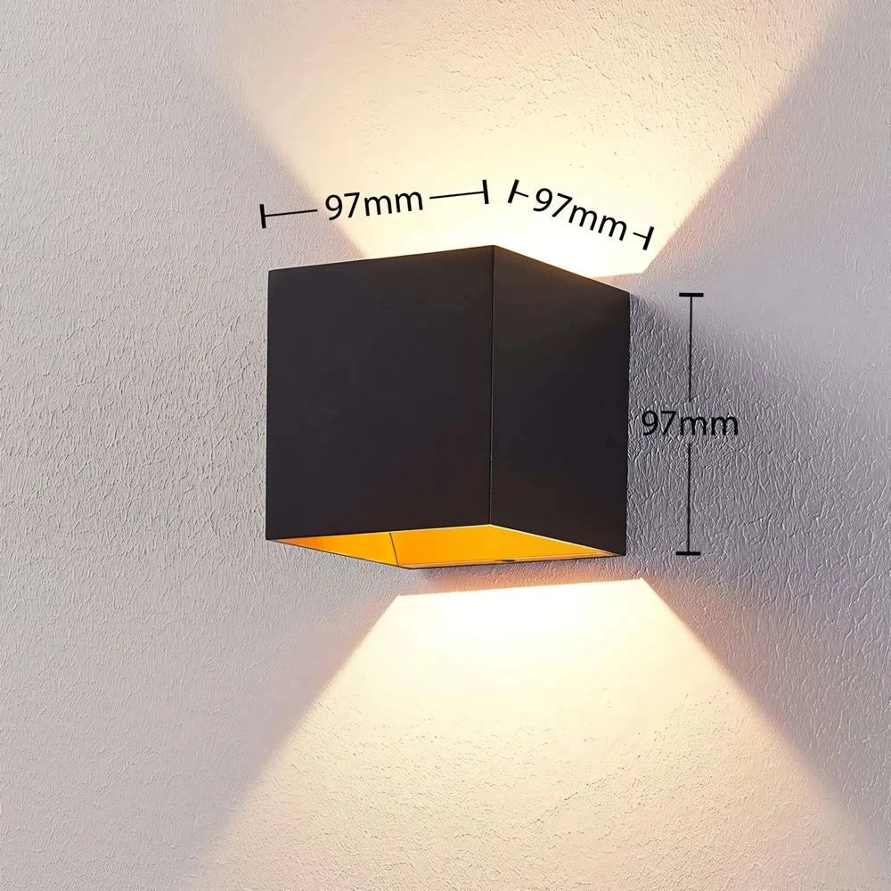 Adjustable Beam LED Outdoor Wall Light with customisable lighting and modern aluminium design