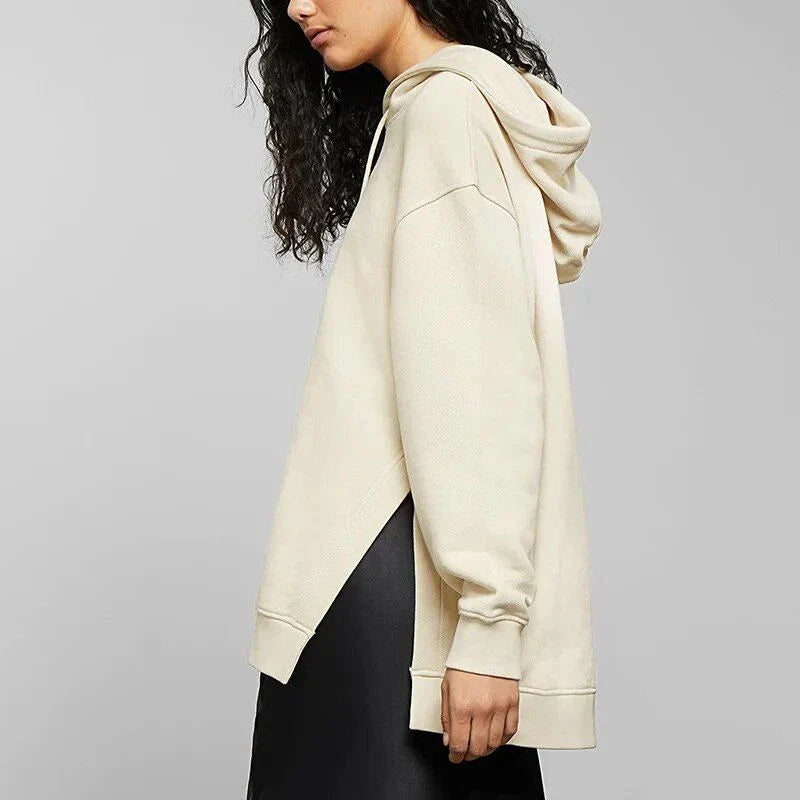 Oversized 100% cotton hoodie with asymmetrical design in black colour