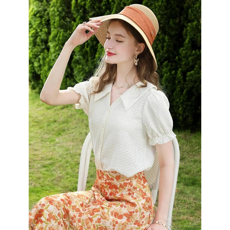 Homeenjoy UK Elegant Apricot French-Inspired Lace Blouse