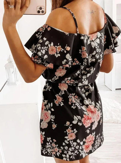 A stylish floral print dress with a flattering waist design, perfect for professional commuting