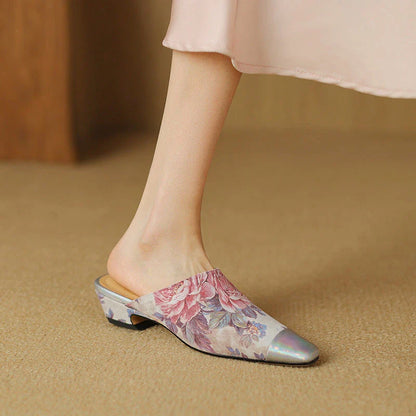 Elegant suede mule slippers with a chic 3cm square heel, designed for everyday comfort and style