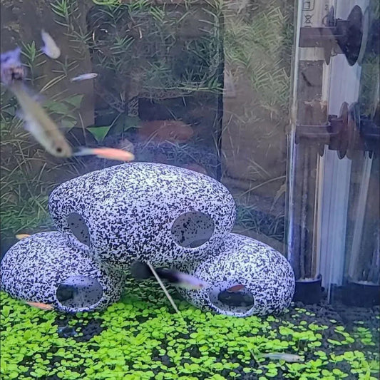 Decorative grey resin fish tank stone with natural cobblestone texture for breeding and shrimp shelter in aquarium