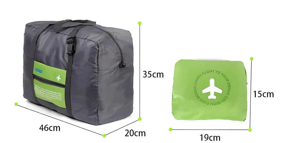 Spacious and foldable envelope-style travel bag with ample 32-litre capacity and lightweight, durable construction
